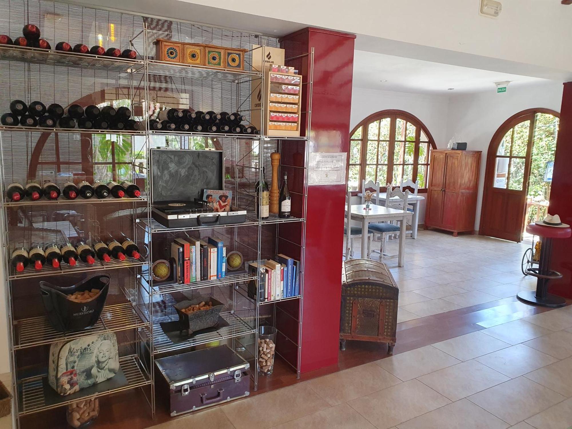 דניה Hostal Mi Campana מראה חיצוני תמונה