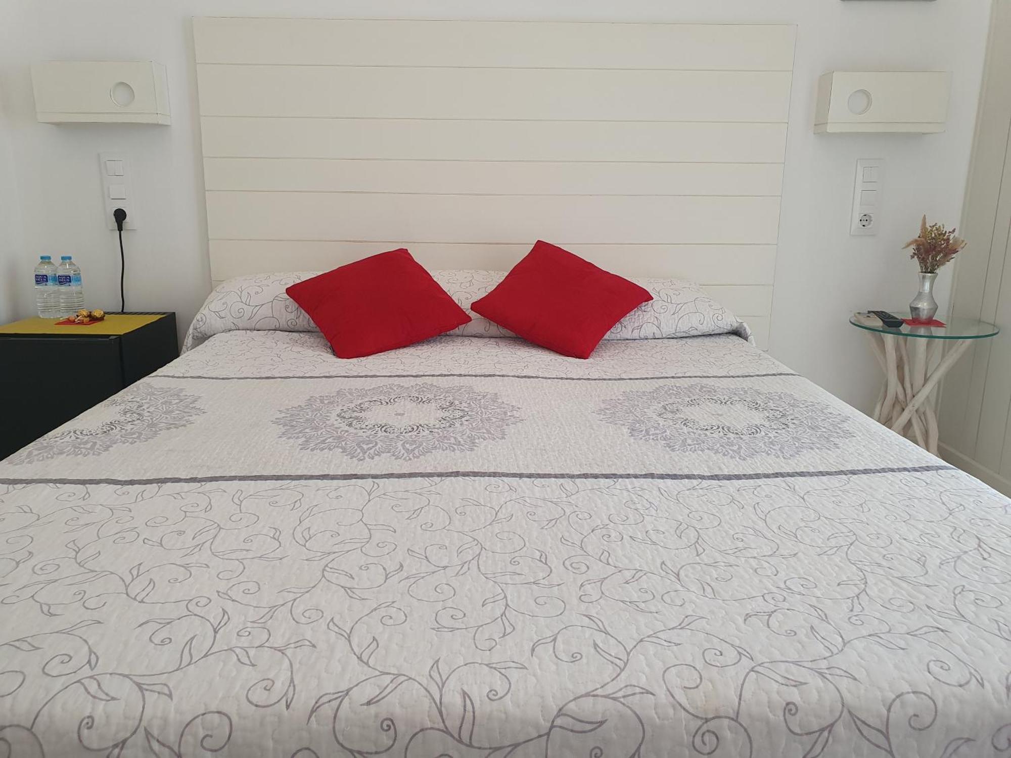 דניה Hostal Mi Campana מראה חיצוני תמונה