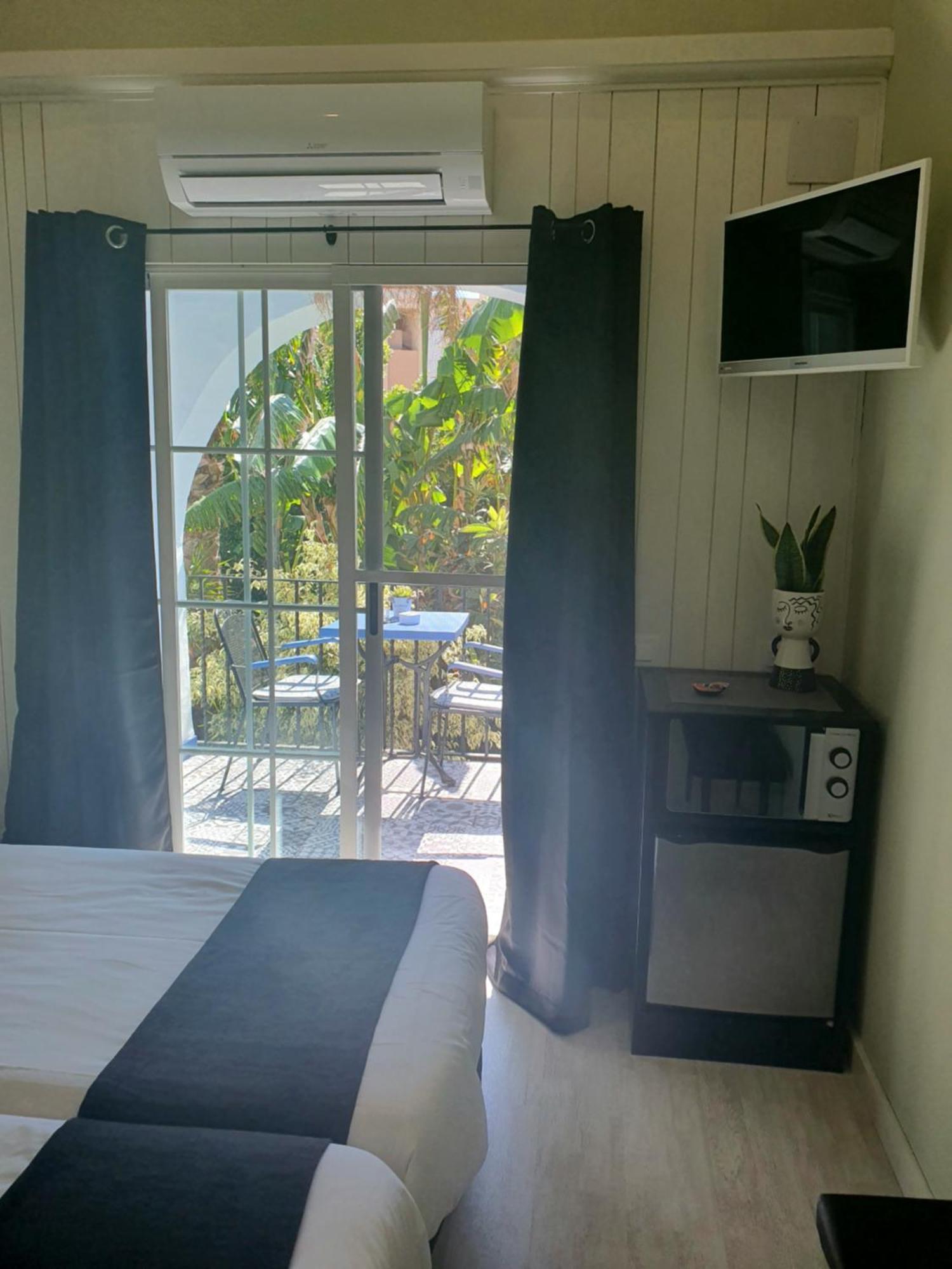 דניה Hostal Mi Campana מראה חיצוני תמונה